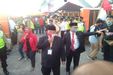 Daftar Hari Pertama,...