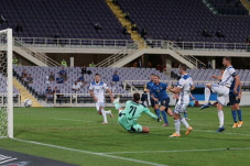 Sukses Tahan Italia,...