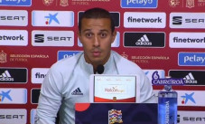 Thiago Alcantara Bantah...