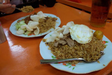 Nasi Goreng Mbak Yati,...