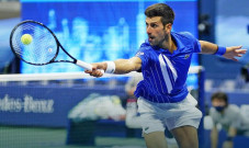 Novak Djokovic Menang...