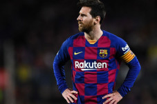 Tes PCR di Rumah, Messi...