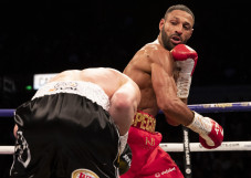 Kell Brook: Jatuhkan...
