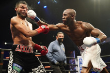 Ramos Dihajar Tak Berdaya,...
