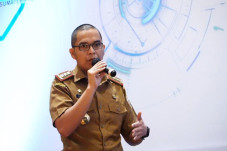 Pemprov Sumsel Berikan...