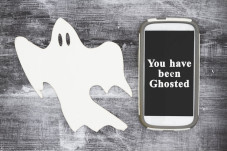 6 Alasan Kamu Kena Ghosting,...