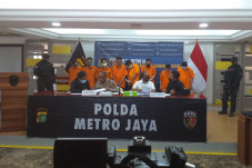 Polda Metro Bongkar...