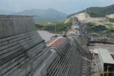 Air Sungai Nil Terus...