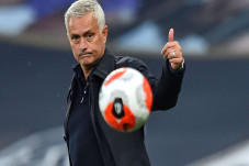 Mourinho Blak-blakan...