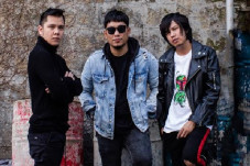 Band Armada Jadikan...