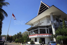 Urgen! Peralihan Perusda...