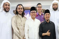 Zulkifli Hasan: Penusuk...