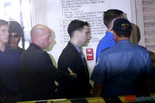 Duterte Ampuni Marinir...