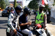 Klaster Keluarga Dominasi...