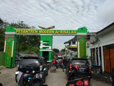 15 Santri Positif COVID-19,...