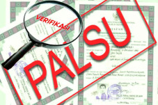 Diduga Gunakan Ijazah...