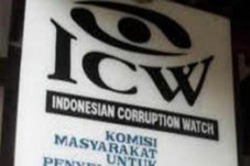 ICW Menduga Ada Orang...