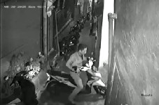 Terekam CCTV saat Beraksi,...