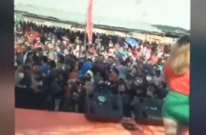 Abaikan Pandemi COVID-19,...