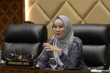 Rusak Kena Beliung,...