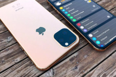 Jelang Kelahiran iPhone...