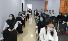 Peserta dan Panitia...