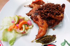 Menu Serba Burung Puyuh...
