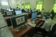 Jakarta PSBB Ketat,...
