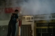 Tengah Malam Warga Wajo...