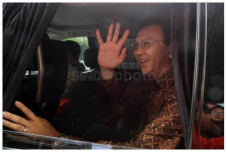 Ahok Berkoar-koar, Ekonom:...