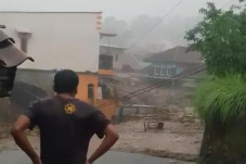 3 Korban Banjir Bandang...