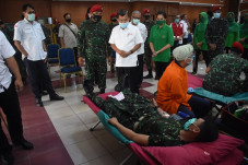 Peringati HUT ke 75...