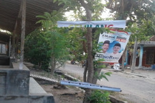 Atribut Calon Kepala...
