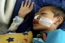 Viral, Mengidap Sakit...