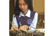 Wujudkan Green School,...