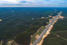 Tol Pekanbaru-Dumai,...