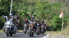 Touring Anak Motor di...