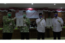 8 Polisi Kawal Ketat...