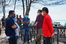 Gubernur dan Pj Wali...