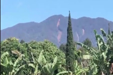 Beredar Kabar Gunung...