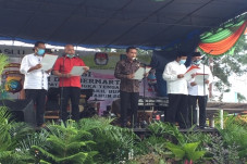 Ketua Bawaslu RI Minta...