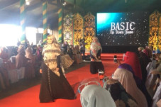 Fashion Show Busana...
