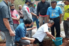 Dirikan Pusat Pendidikan...