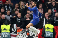 Frank Lampard Buka Pintu...