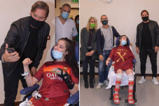 Dengan Suara Totti,...
