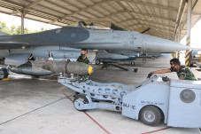 Jet-jet Tempur TNI AU...