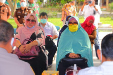 Buka Peti Jenazah Pasien...