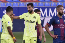 Suarez Starter, Atletico...