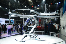 Startup China Pamerkan...