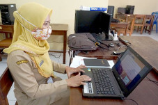 Bantuan Kuota Data Diminta...